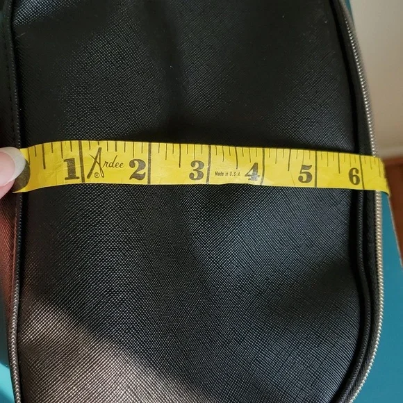 Victoria's Secret Miami cosmetic bag - Picture 6 of 7